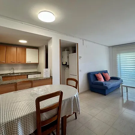 Vila-seca Town Apartment *