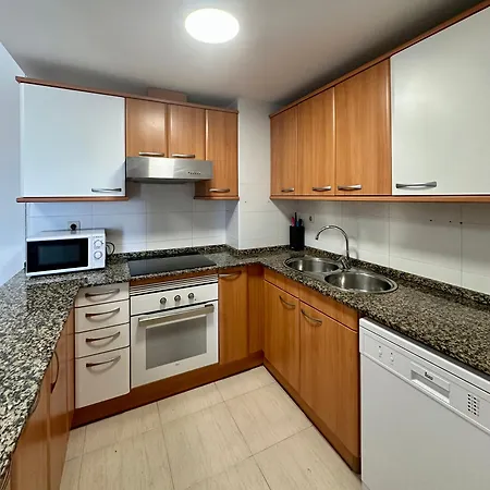Vila-seca Town Apartment *